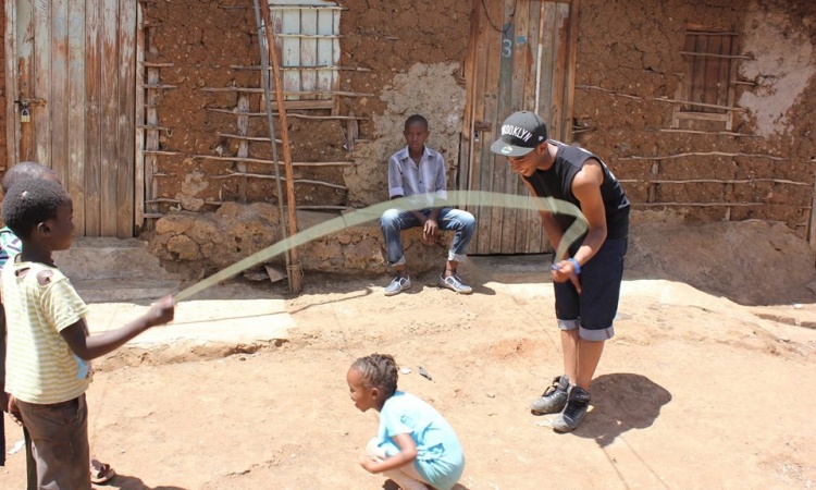 Humanitær rejse og praktik i Afrika