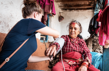 humanitært ophold i Nepal eller praktik