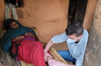 mission-benevolat-osteopathie-nepal-soins-locaux.jpg