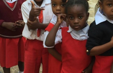 Frivilligt arbejde på Zanzibar på en skole.