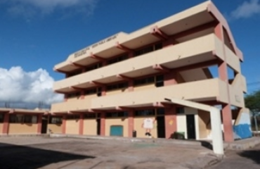 Frivilligt arbejde på en skole på Galápagos
