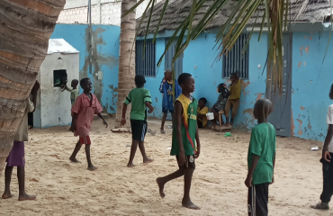 Humanitært frivilligt arbejde med talibé-børn